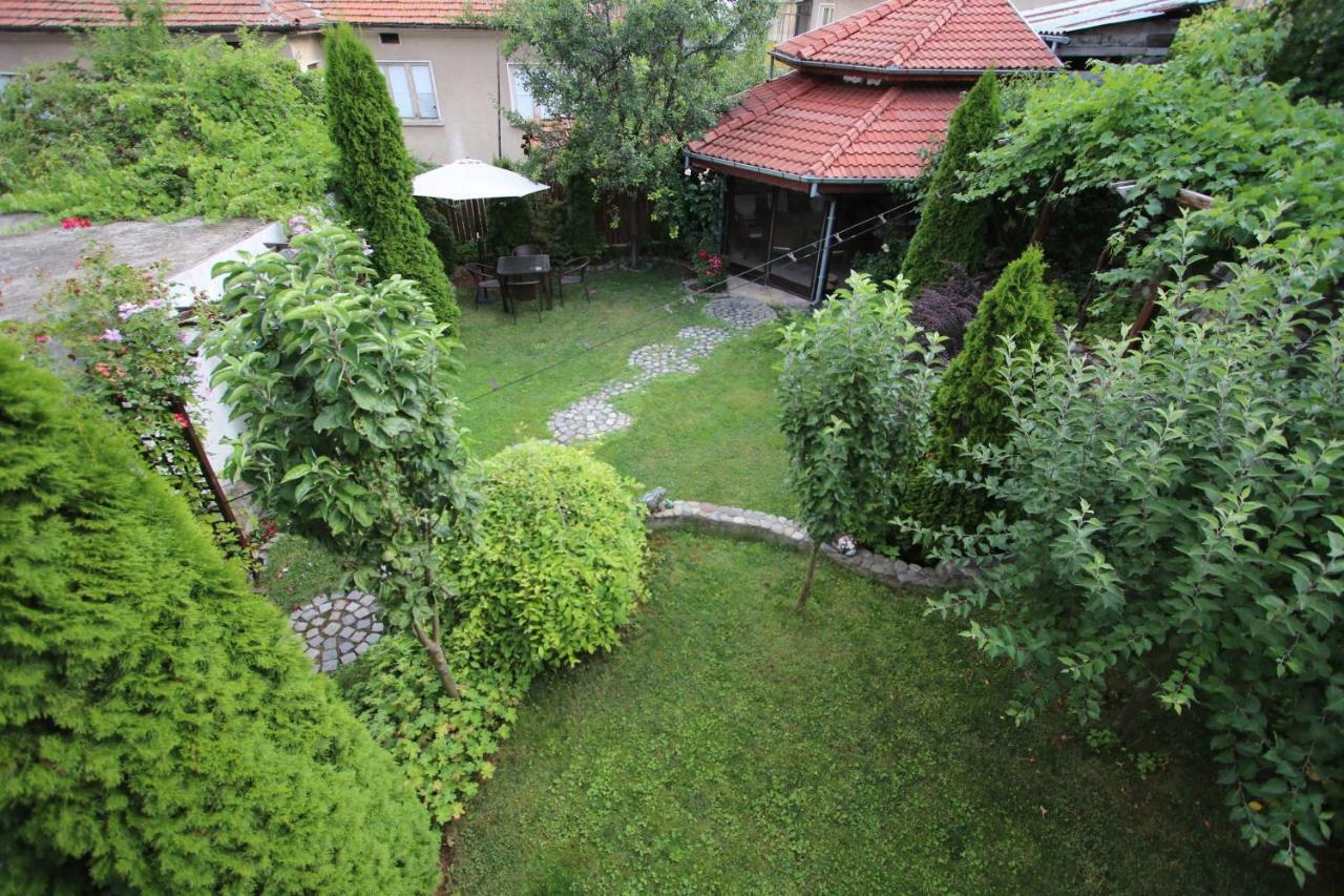 Къща За Гости Джая Belogradtjik Exteriör bild