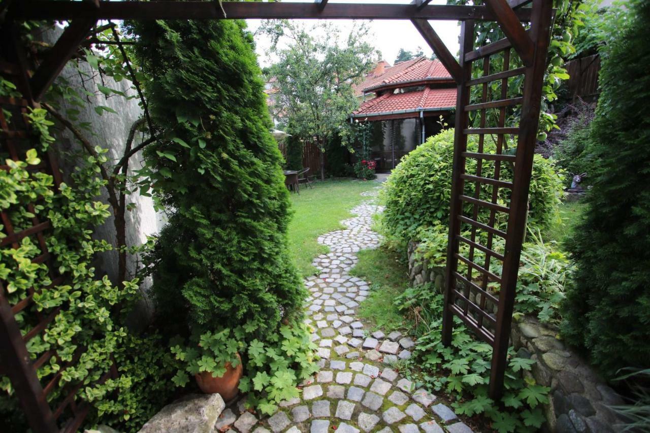 Къща За Гости Джая Belogradtjik Exteriör bild